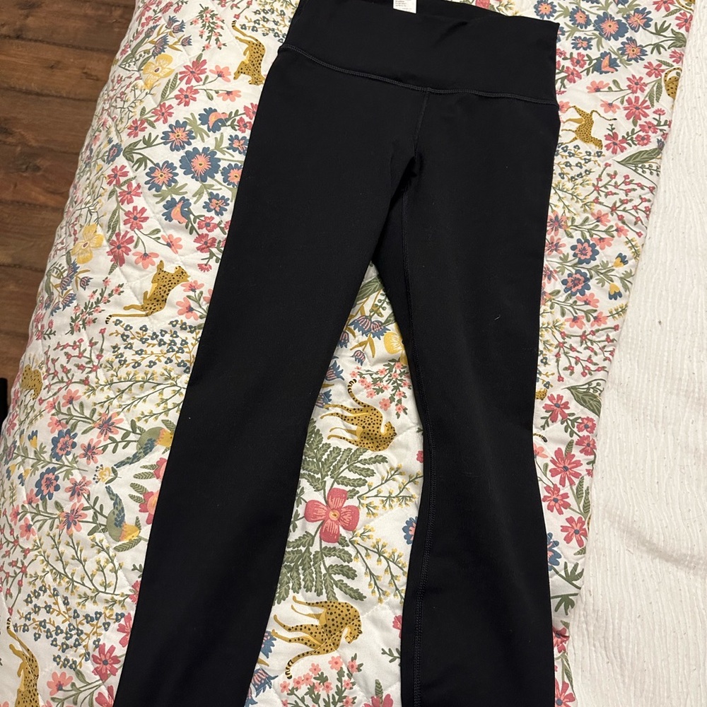 Fabletics Black Leggings with Textured Fabric and Wide Waistband